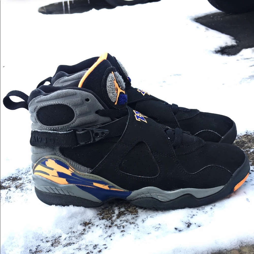 Retro Jordan 8s